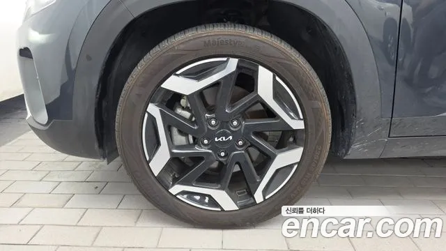 Kia Seltos Бензин 1.6 турбо 2WD — Фото автомобиля 5
