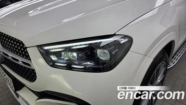 Mercedes-Benz GLE-Class — Фото автомобиля 20