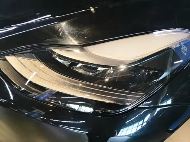 Tesla Model Y — Фото автомобиля 23