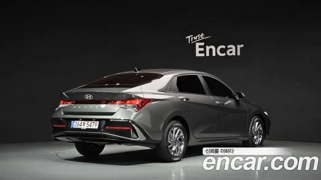 Hyundai Avante — Фото автомобиля 2