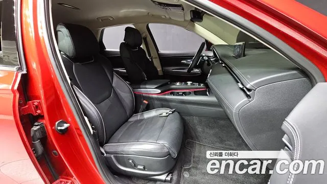 Genesis GV70 2.5T Бензин AWD — Фото автомобиля 24