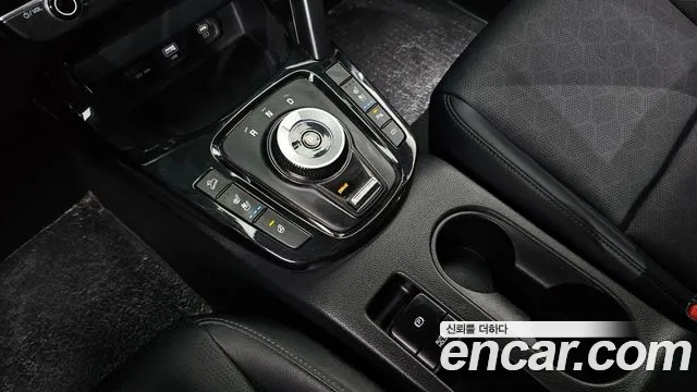 Kia Seltos — Фото автомобиля 12