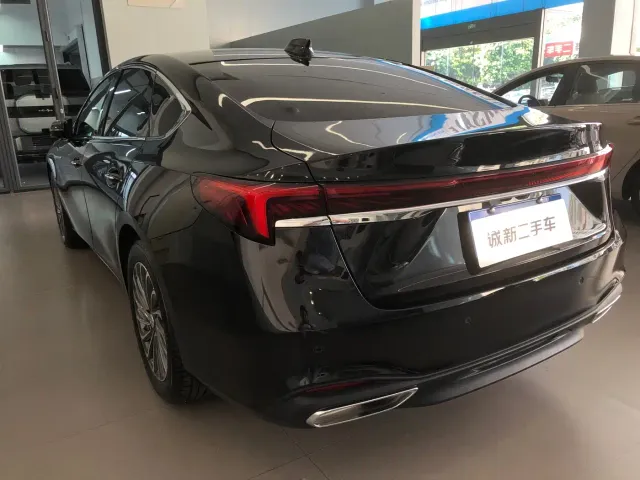 Buick LaCrosse — Фото автомобиля 4