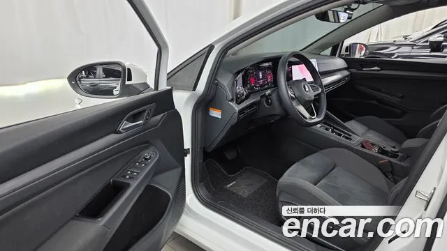 Volkswagen Golf Golf 8 поколение 2.0 TDI Prestige — Фото автомобиля 10