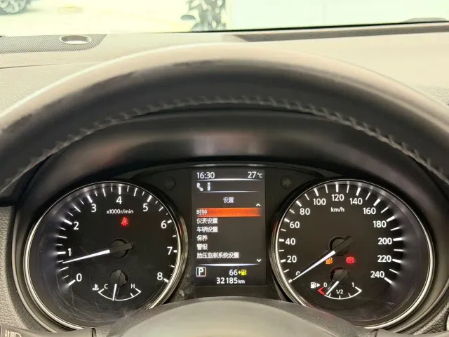 Nissan Qashqai — Фото автомобиля 11