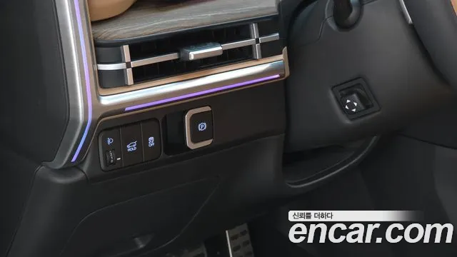 Hyundai Santafe Santa Fe (MX5) Бензин 2.5T 2WD — Фото автомобиля 15