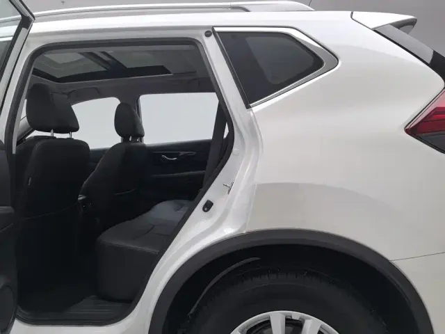 Nissan X-Trail — Фото автомобиля 15