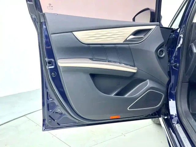 BYD Song MAX — Фото автомобиля 15