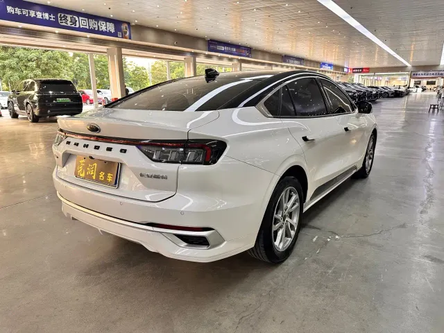Ford Mondeo — Фото автомобиля 17