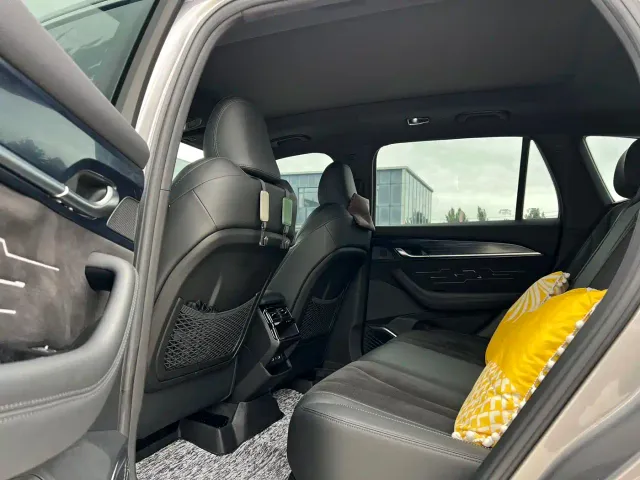 Geely Xingyue L — Фото автомобиля 9