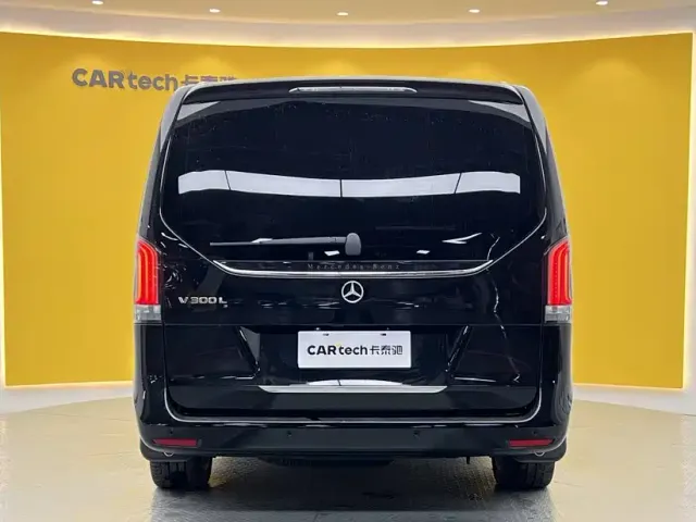 Mercedes-Benz Mercedes-Benz V-Class 2024 V 300 L Long Wheelbase Premium — Фото автомобиля 5