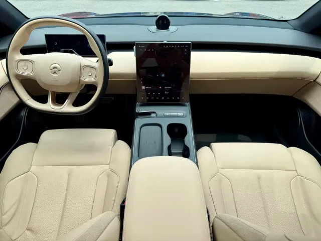 Nio ET5 Touring — Фото автомобиля 6