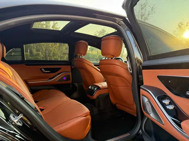 Mercedes-Benz S-Class — Фото автомобиля 4