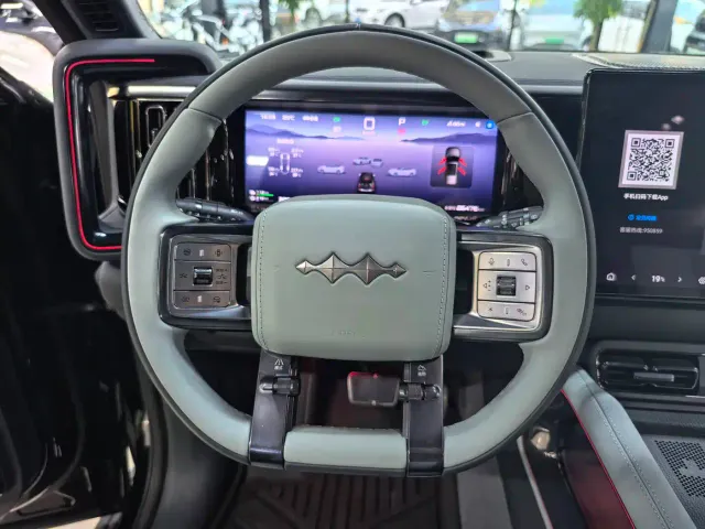 BYD FangChengBao Leopard 5 — Фото автомобиля 9