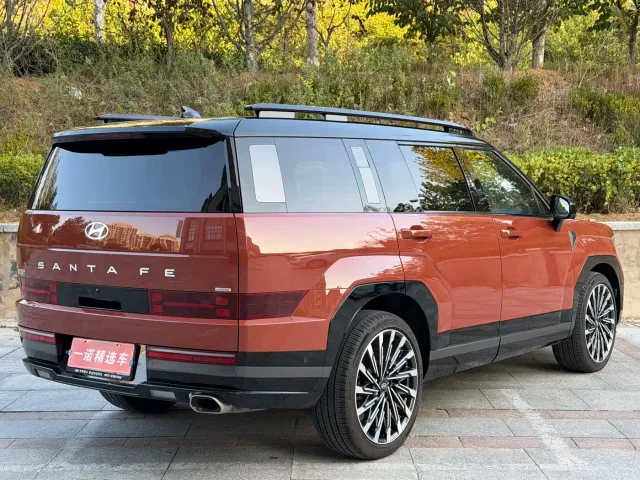 Hyundai Santa Fe — Фото автомобиля 4