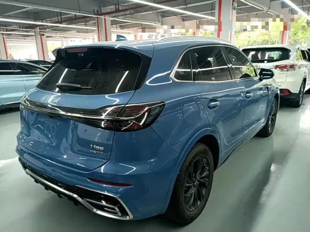 Hongqi HS5 — Фото автомобиля 6