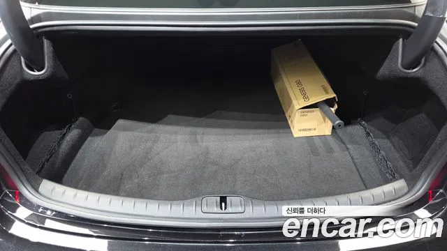 Genesis G80 Бензин 2.5 турбо AWD — Фото автомобиля 16