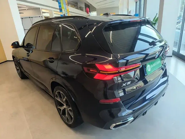 BMW X5 — Фото автомобиля 4
