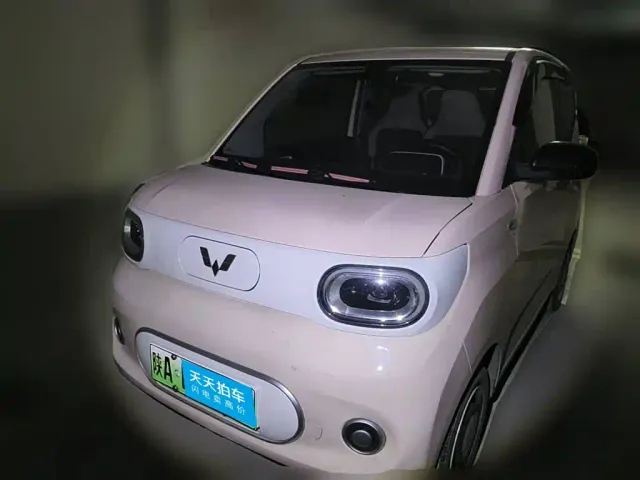 Фотография автомобиля — Wuling Hongguang Mini EV