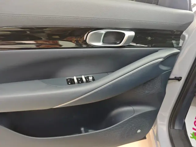 Geely Galaxy E5 — Фото автомобиля 12