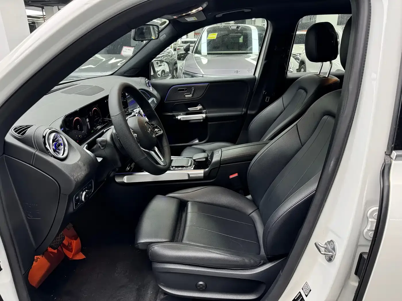 Mercedes-Benz Mercedes-Benz EQB 2023 EQB 260 — Фото автомобиля 4