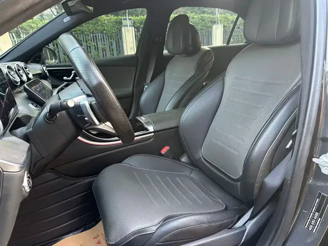 Mercedes-Benz C-Class — Фото автомобиля 5