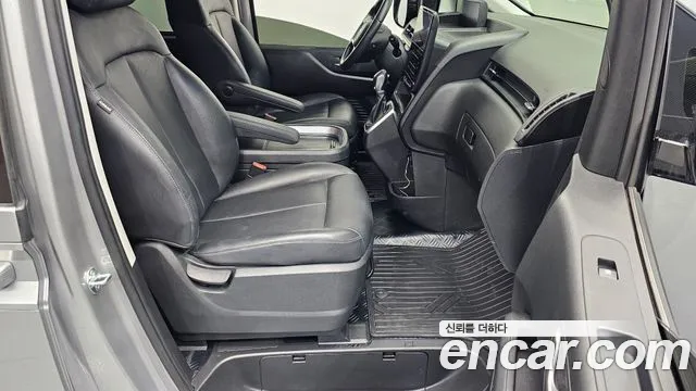 Hyundai Staria Staria L3.5 Карго 5 мест — Фото автомобиля 12
