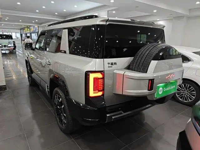 BYD FangChengBao Leopard 8 — Фото автомобиля 4