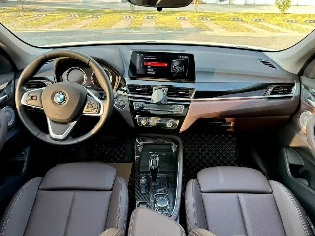 BMW X1 — Фото автомобиля 5
