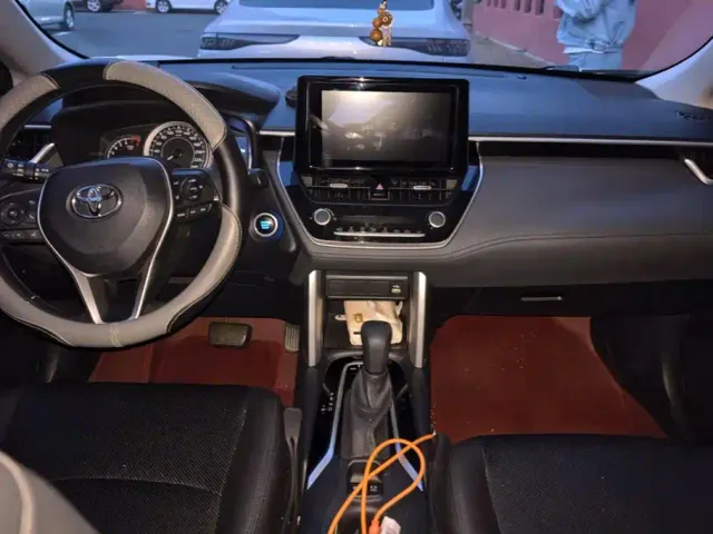 Toyota Corolla Cross — Фото автомобиля 12
