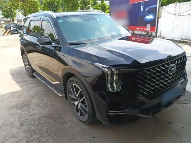 GAC Trumpchi GS8 — Фото автомобиля 3