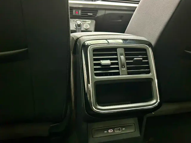 Volkswagen Passat — Фото автомобиля 22