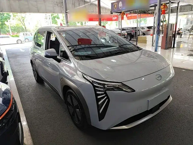 GAC Aion Y — Фото автомобиля 3