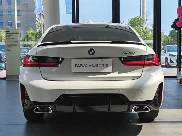 BMW 3 Series — Фото автомобиля 6