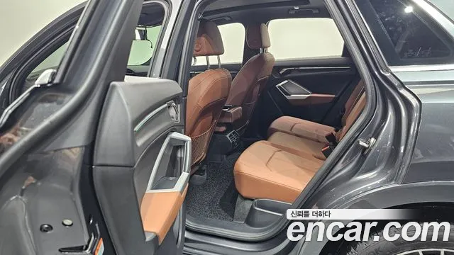 Audi Q3 35 TDI quattro Premium — Фото автомобиля 11