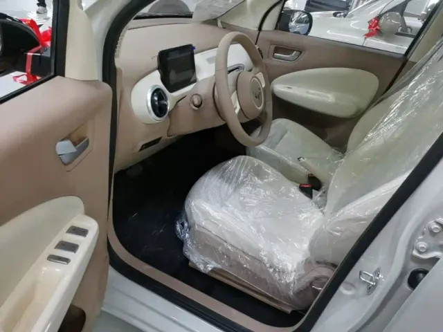 Wuling Hongguang Mini EV — Фото автомобиля 14