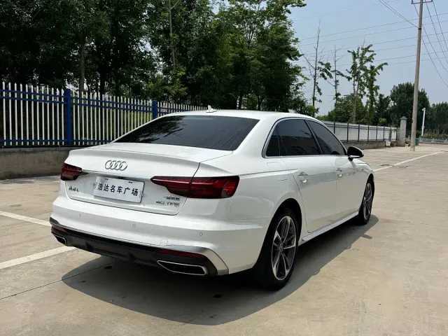Audi A4L — Фото автомобиля 8