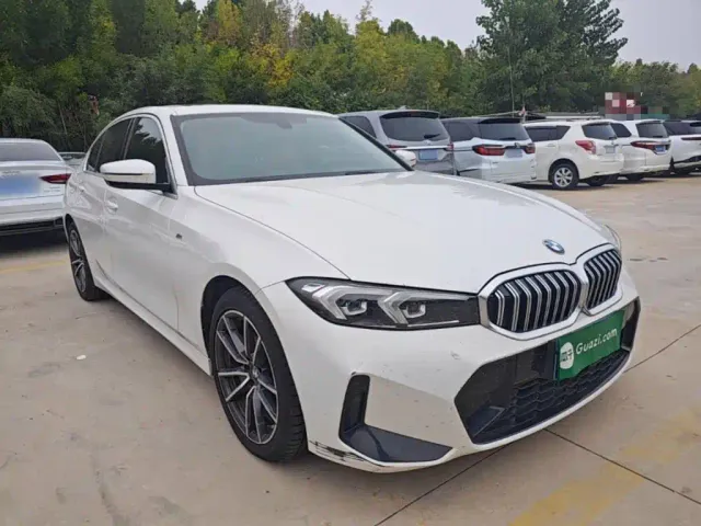 BMW 3 Series — Фото автомобиля 3