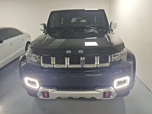 BAIC BJ40 — Фото автомобиля 2