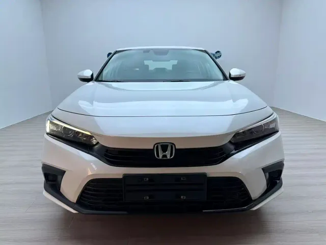 Honda Civic — Фото автомобиля 3