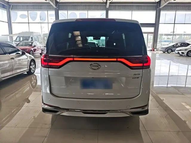 GAC Trumpchi M8 — Фото автомобиля 5