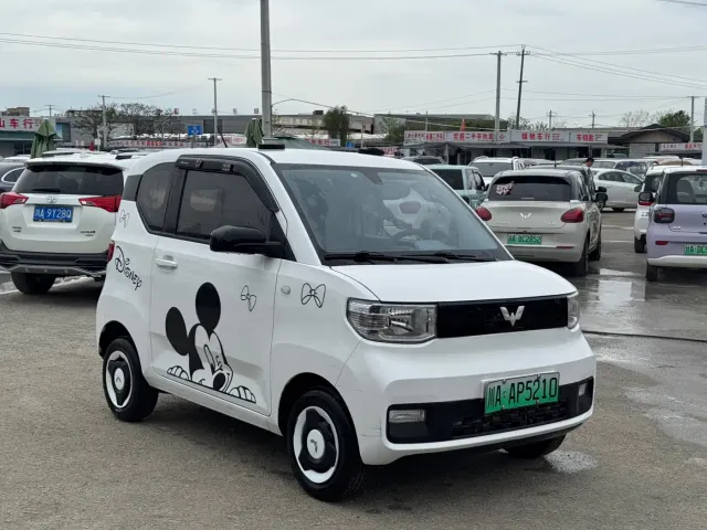 Wuling Hongguang Mini EV — Фото автомобиля 3