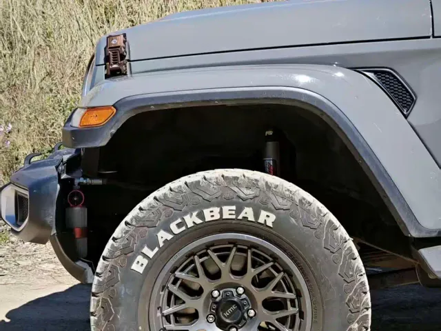 Jeep Wrangler — Фото автомобиля 4