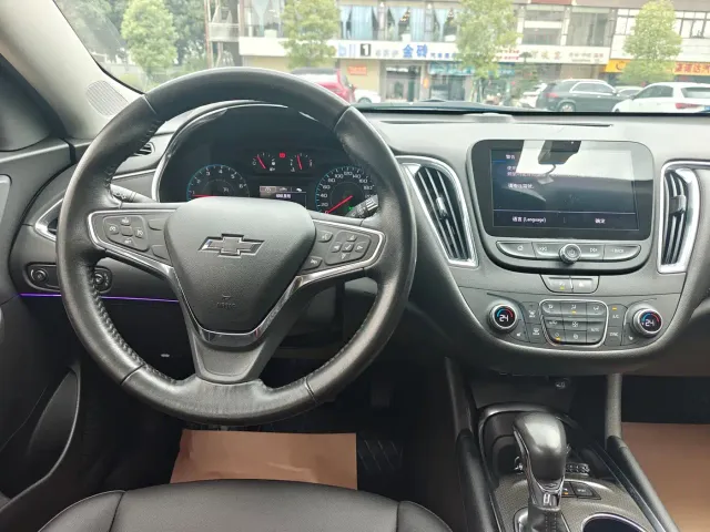 Chevrolet Malibu XL — Фото автомобиля 5