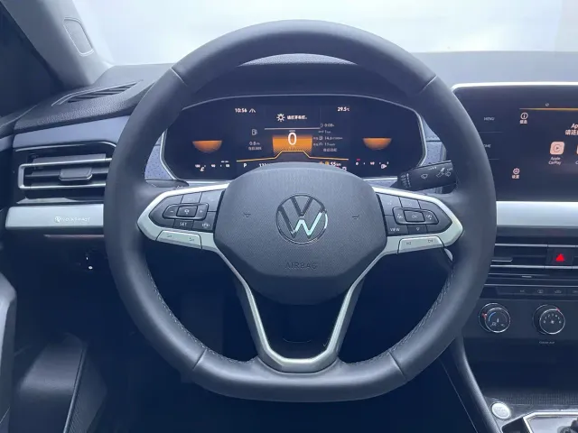 Volkswagen Lavida — Фото автомобиля 18