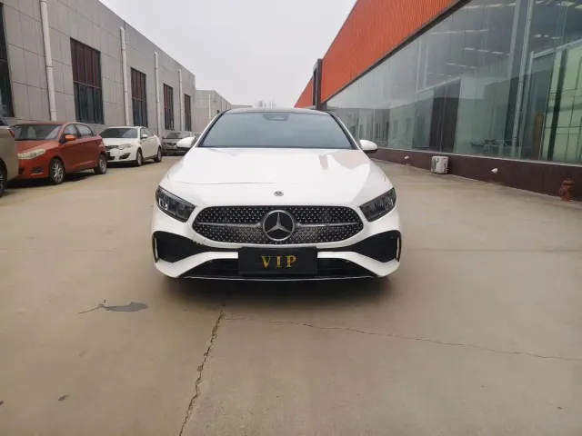 Mercedes-Benz A-Class — Фото автомобиля 2