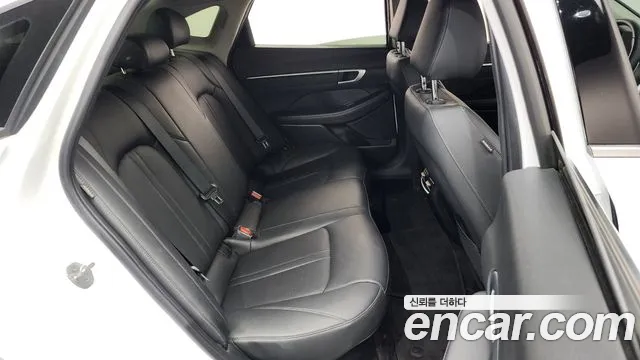 Hyundai Sonata Premium — Фото автомобиля 12