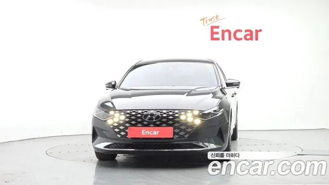Hyundai Grandeur Новый Grandeur IG — Фото автомобиля 3