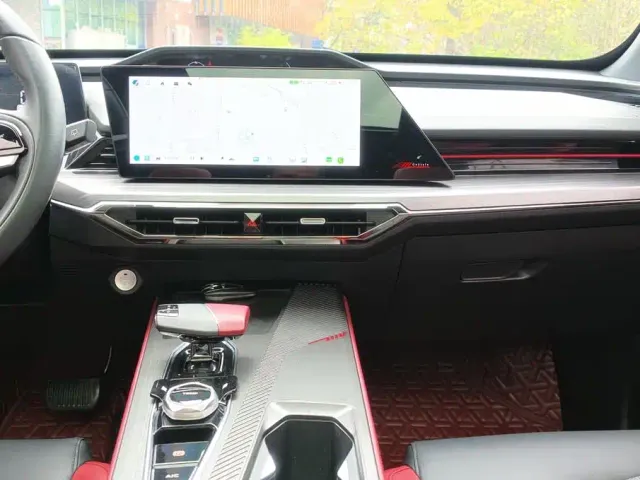 Changan Z6 — Фото автомобиля 28