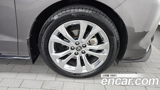Toyota Sienna — Фото автомобиля 21